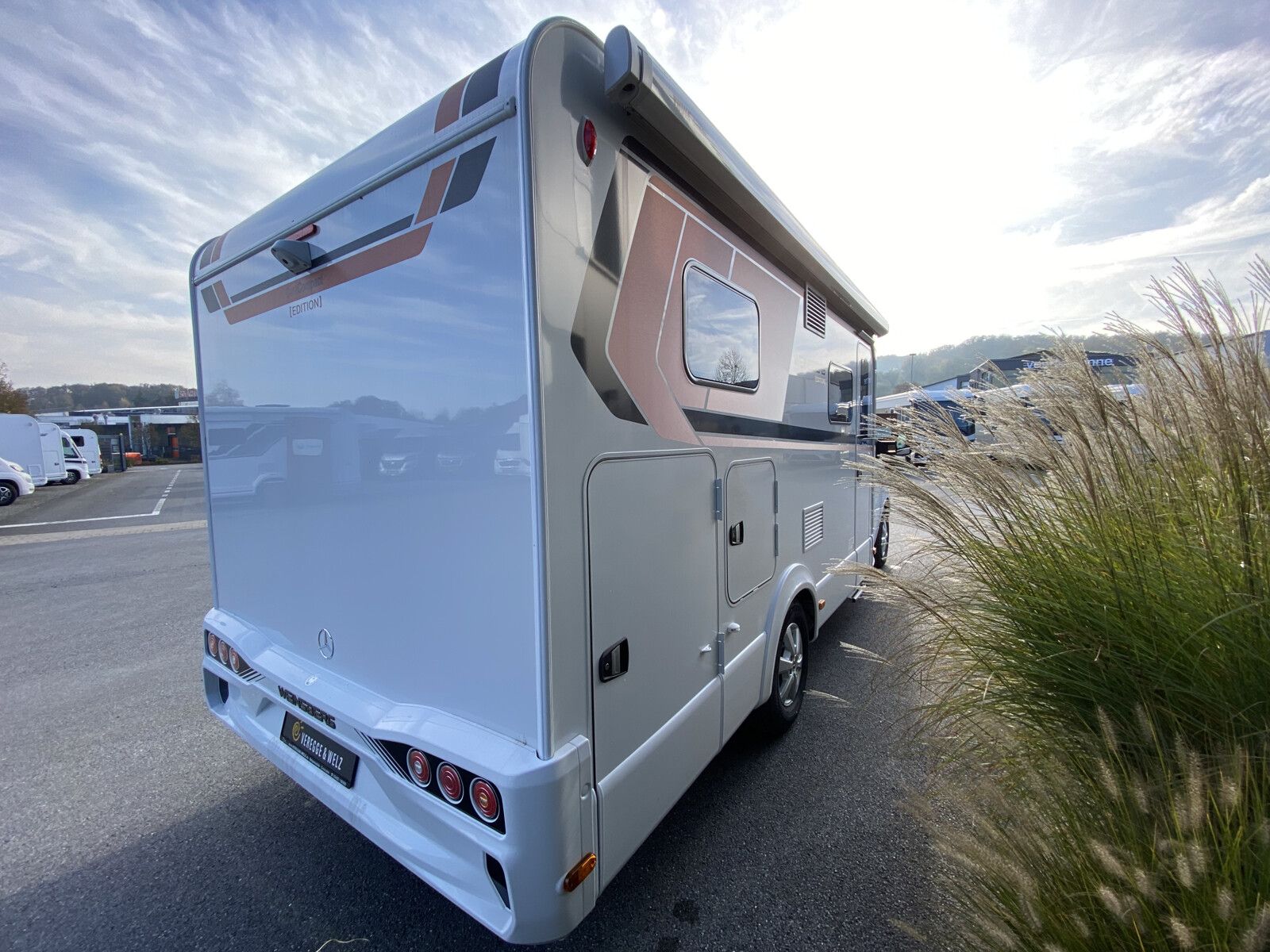 Fahrzeugabbildung Weinsberg CaraCompact MB EDITION PEPPER 640 MEG