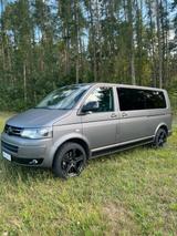 Volkswagen VW T5 Caravelle - Volkswagen T5 Caravelle aus 2012