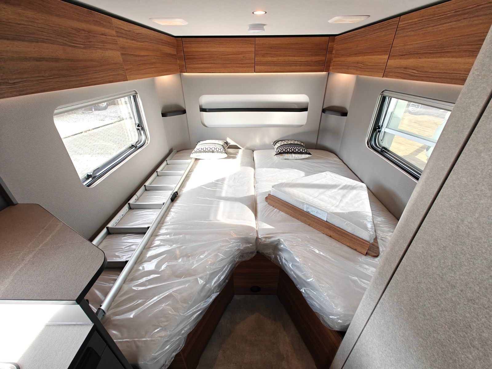 Fahrzeugabbildung HYMER / ERIBA / HYMERCAR Feeling 442 2026