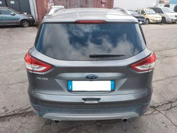 Ford Kuga - 11