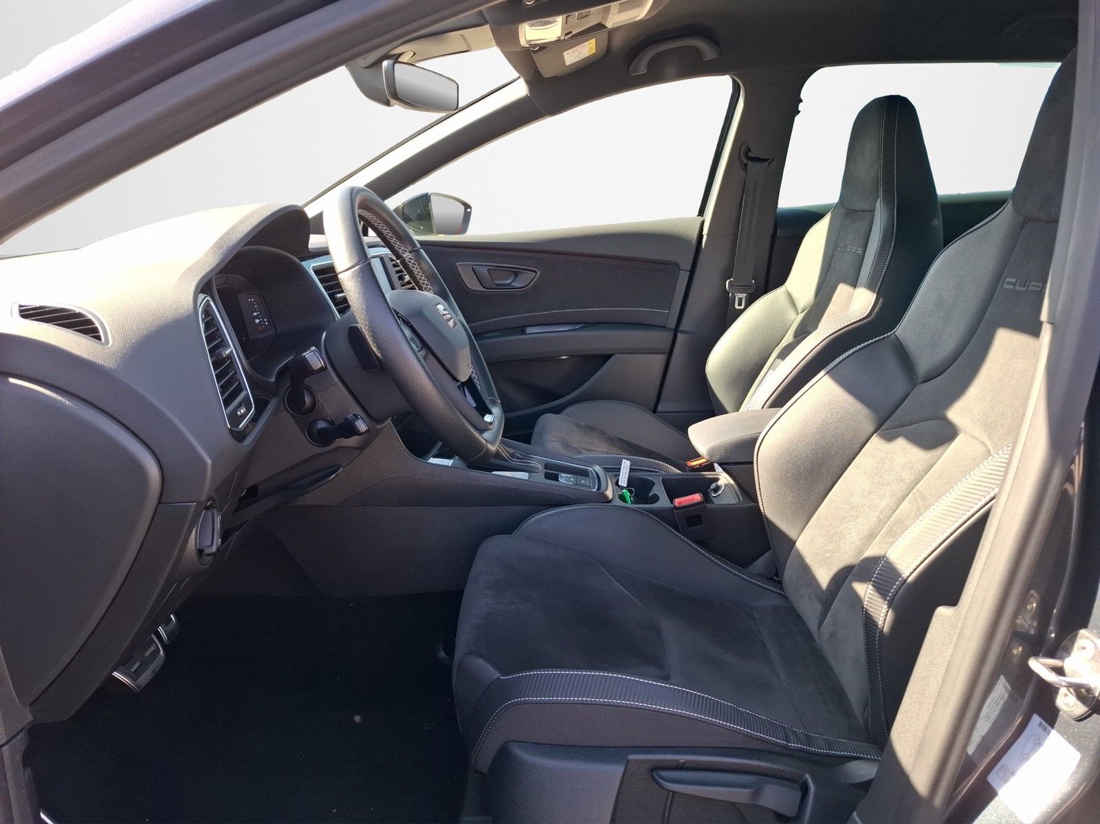 SEAT Leon ST 2.0 TSI Cupra 300 4Drive DSG / ACC / LED - Image 9