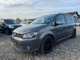 Volkswagen Touran Style"PDC"ALU"TEMPOMAT"2.Hand"7-Sitzer - Volkswagen Touran Style mit Benzin-Antrieb