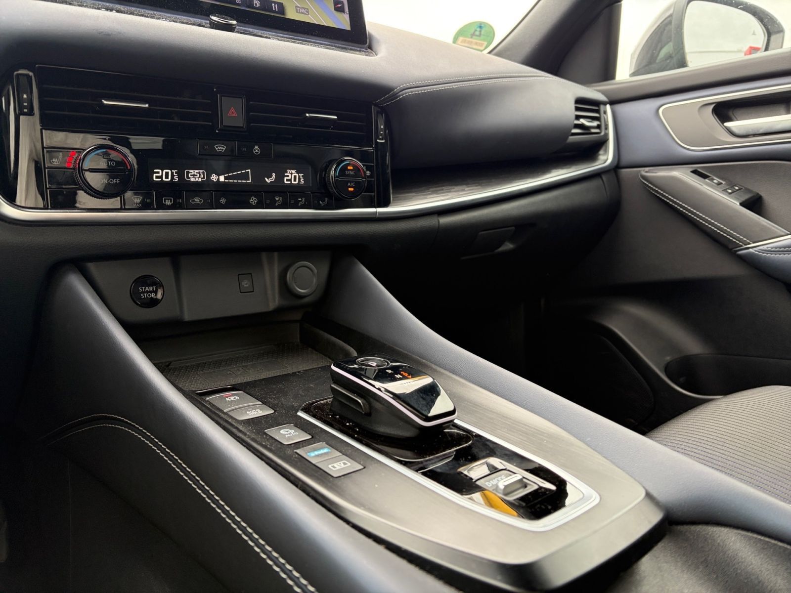 Fahrzeugabbildung Nissan Qashqai 1.5 VC-T e-Power*SHZ*Navi*360°Kamera*AHK