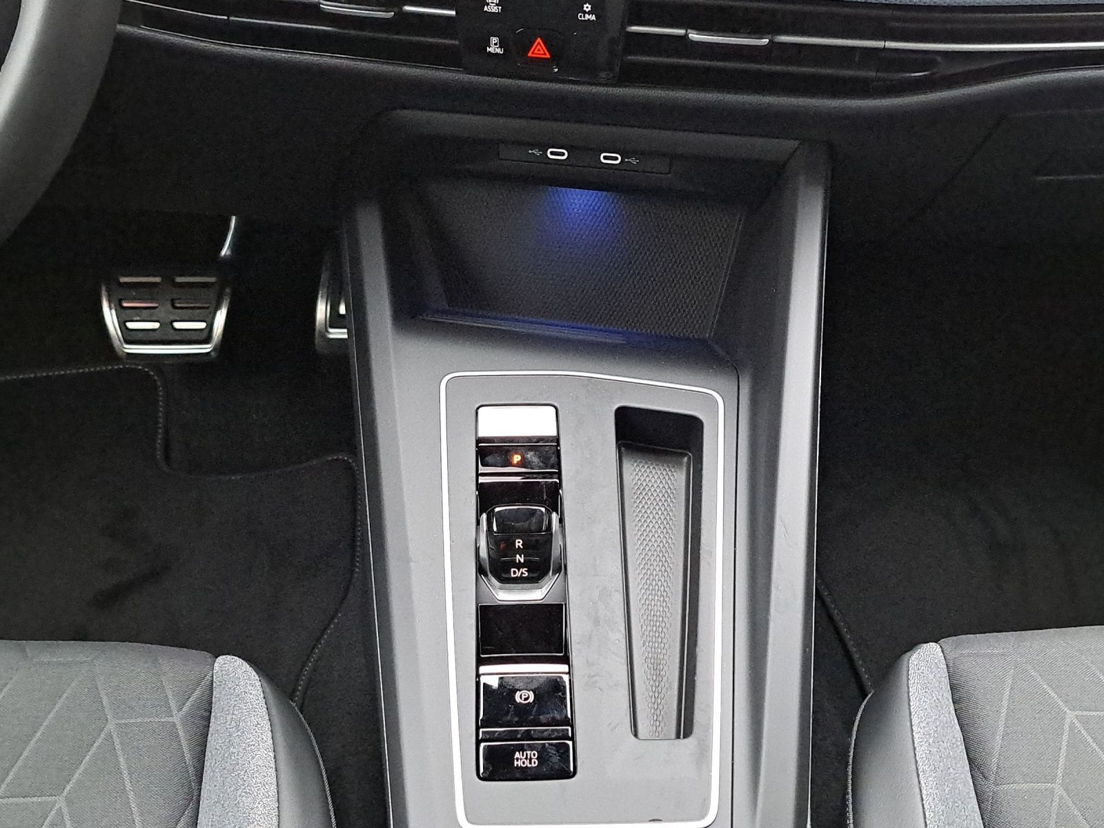 Volkswagen Golf - Bild 7
