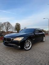 BMW 740d - Night Vision, Standheizung, ACC