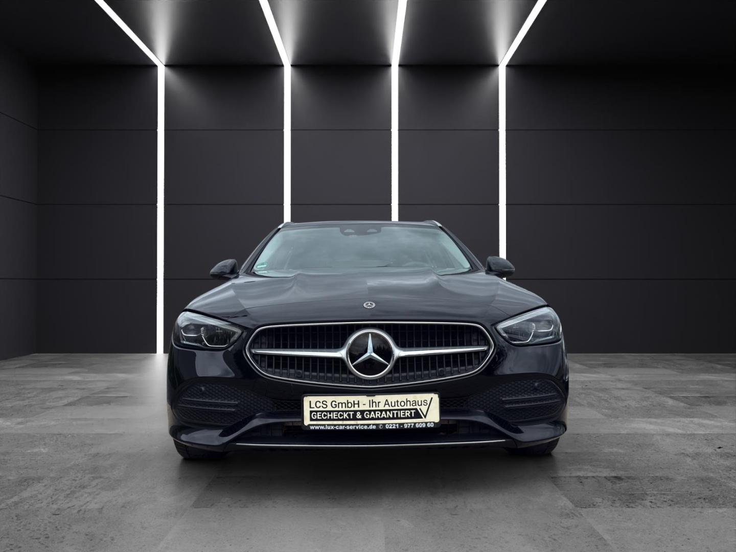 Mercedes-Benz C 220 d T Distronic Digitales Cockpit Navi OLED 