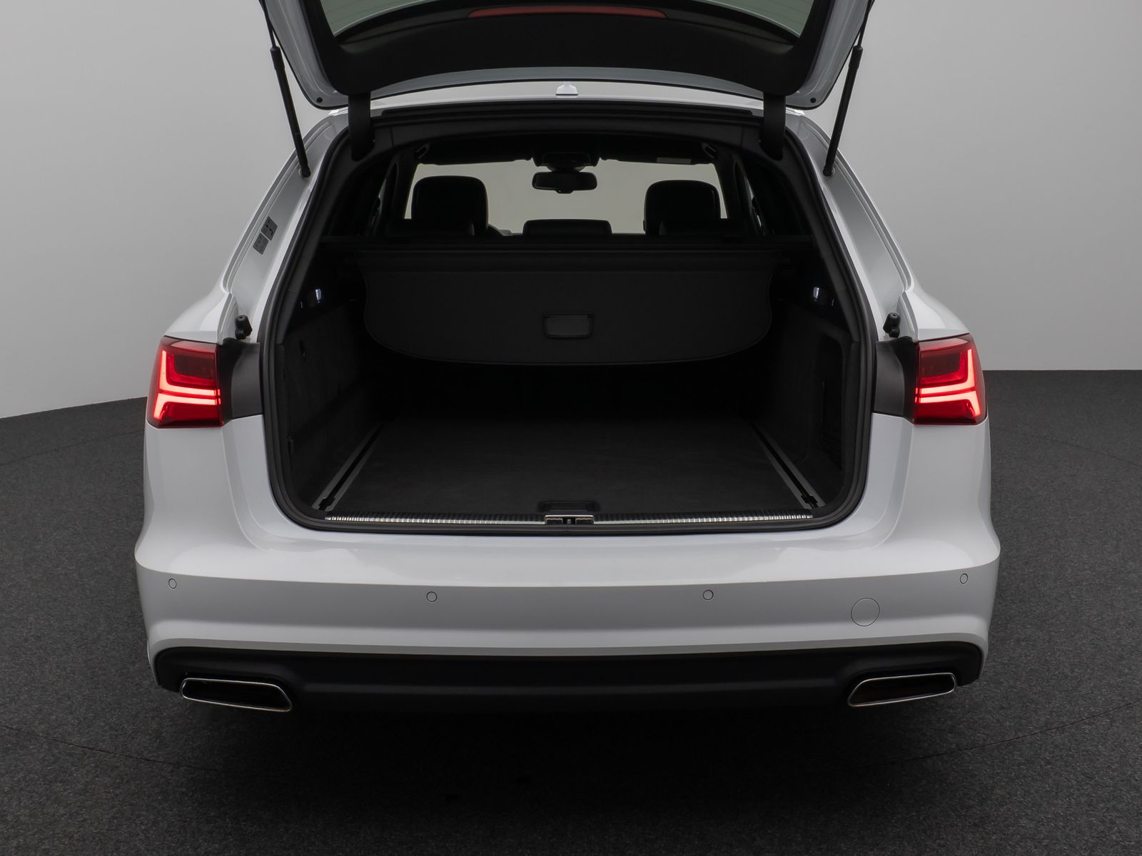 Fahrzeugabbildung Audi A6 Avant 3.0 TDI clean quattro Kamera BOSE AHK