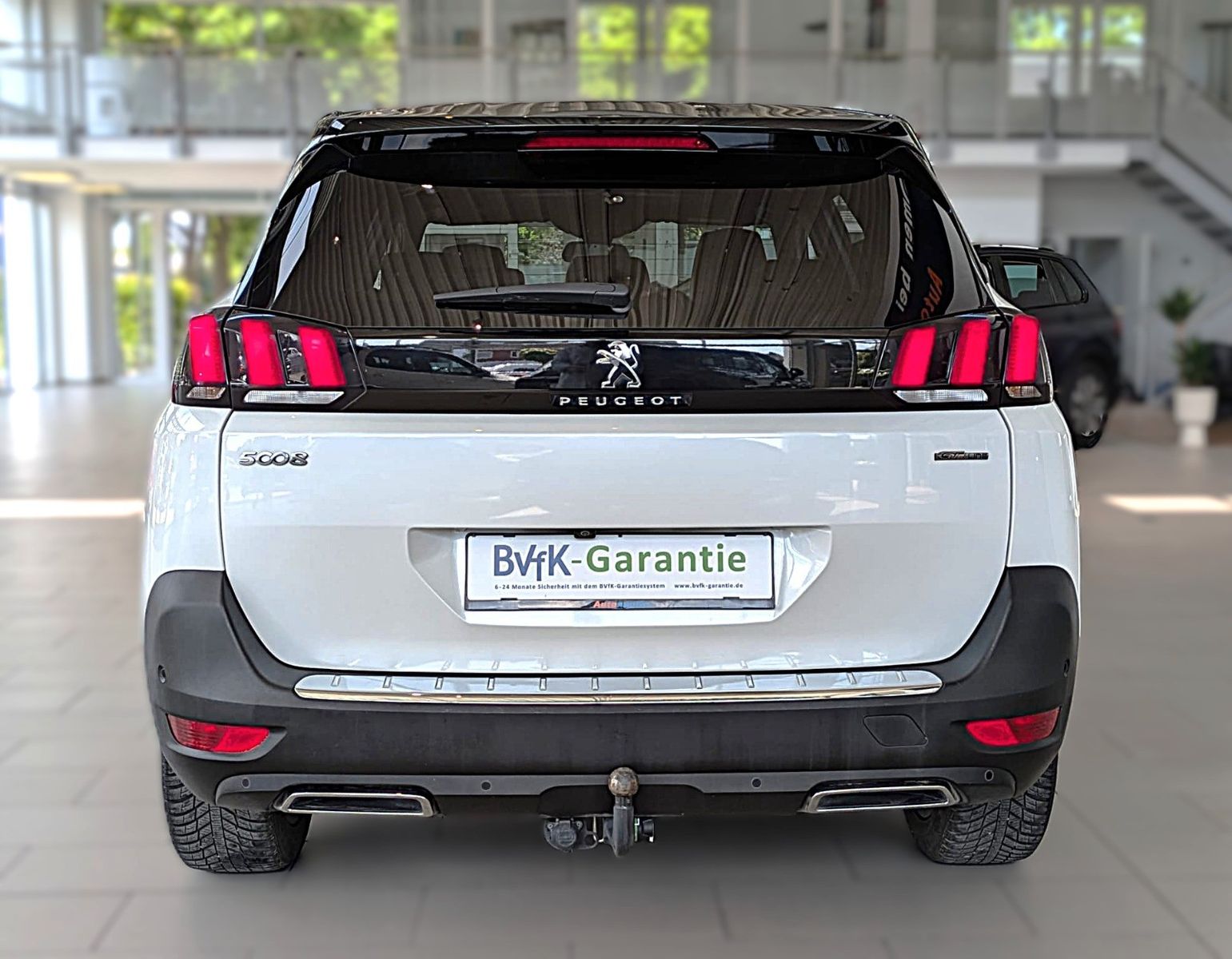 Fahrzeugabbildung Peugeot 5008 GT-LINE LEDER NAVI PANORAMA LED AHK 7-SITZE