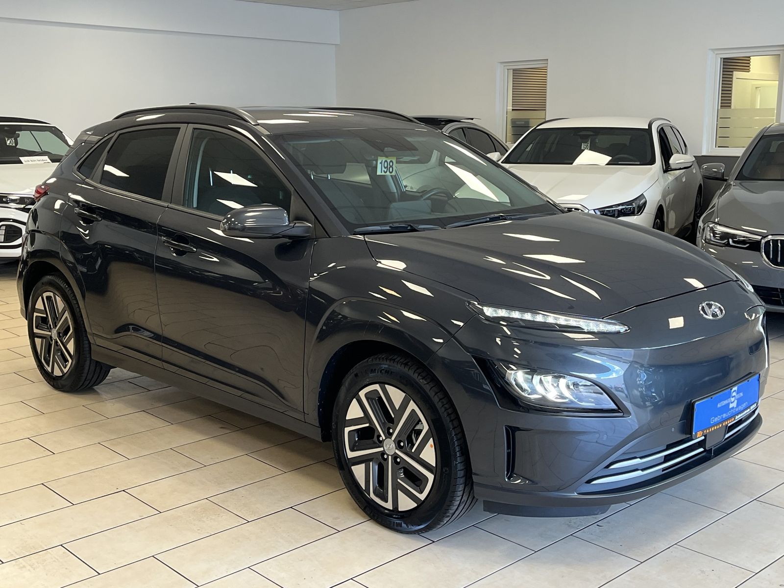 Hyundai Kona Trend 2WD*LED*KRELL*W-Paket*Navi*R-Cam*1H imagem 3