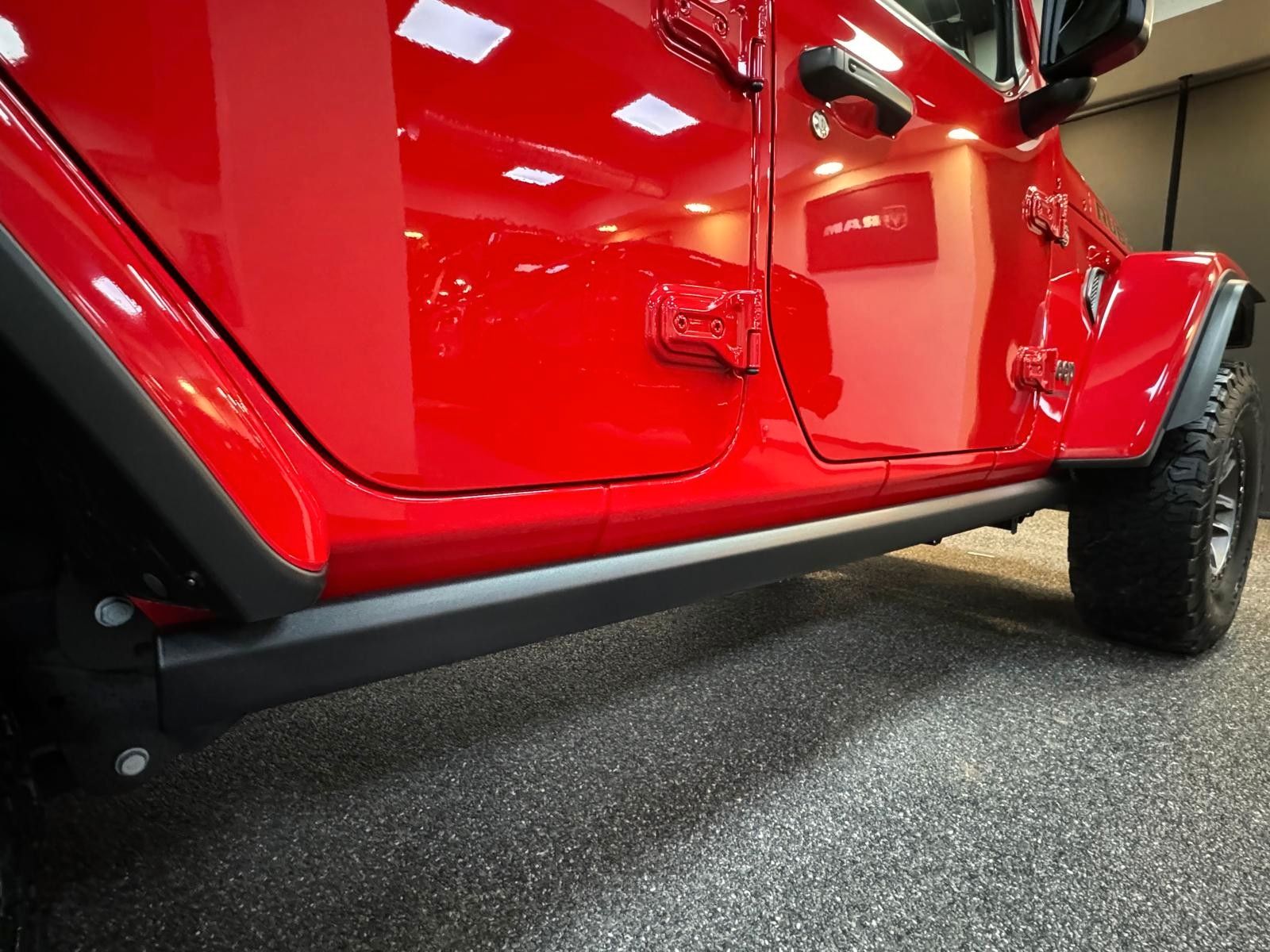 Fahrzeugabbildung Jeep RUBICON 392-6.4L HEMI V8-RECON 35"-STEEL BUMPER