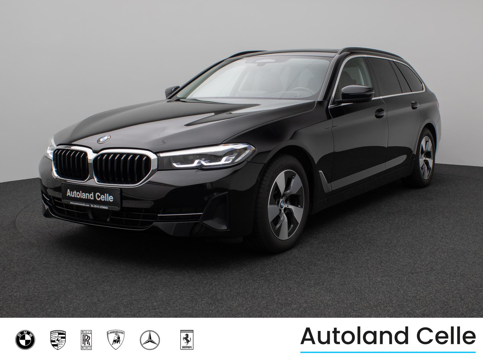 BMW 520 d xD Panorama Kamera HUD DAB H/K AHK Leder