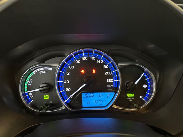 Toyota Yaris Club Hybrid *PANO*