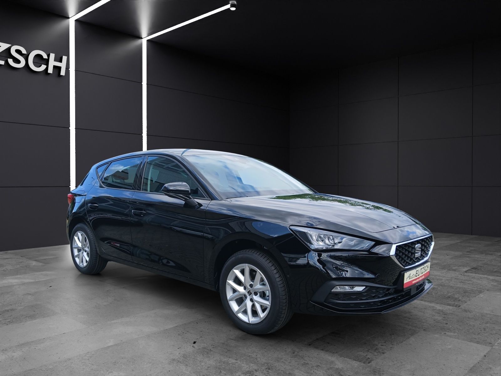 Fahrzeugabbildung SEAT Leon 1.5 eTSI Road Edition Kamera SH