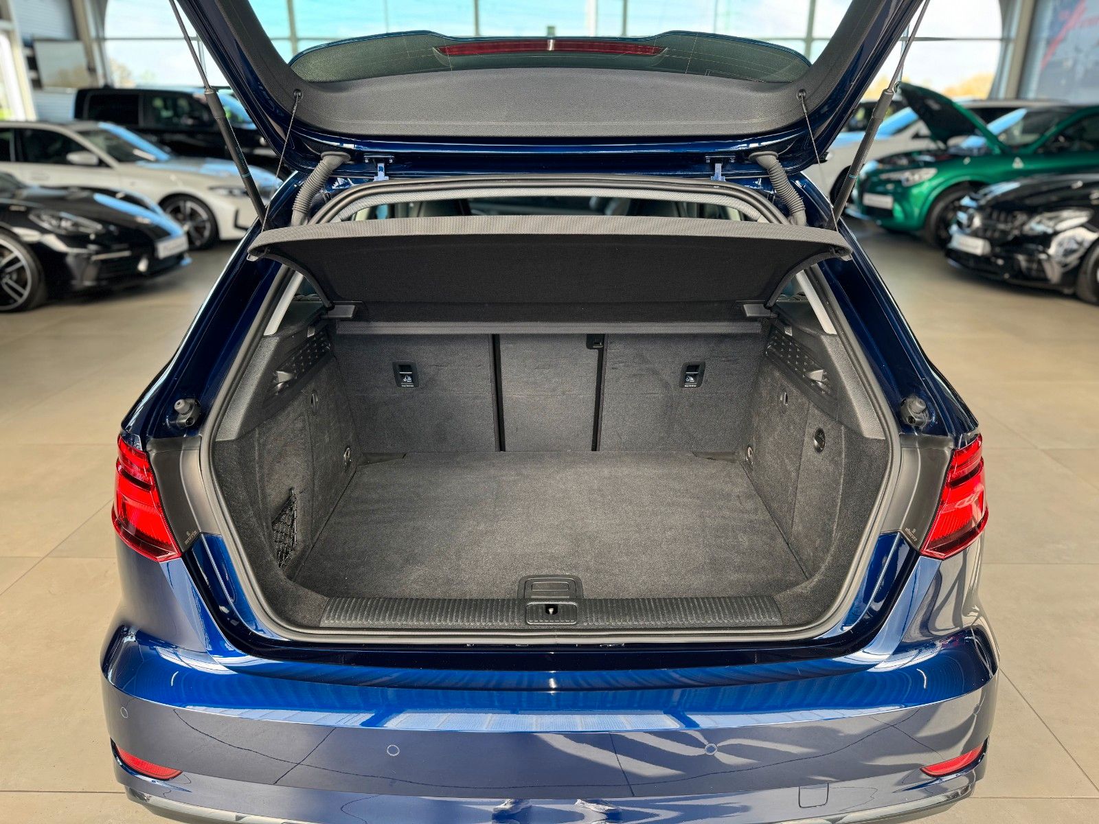 Fahrzeugabbildung Audi S3 Sportback quattro KEINOPF+ACC+MATRIX+MAGNETIC