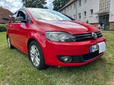 Volkswagen Golf Plus - Volkswagen Golf Plus: Rot
