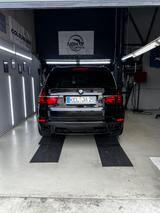 BMW X5 xDrive30d - - BMW X5 aus 2008 mit Diesel-Antrieb
