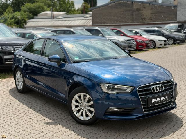 AUDI A3 Limousine attraction Automatik*Klima*Navi*PDC