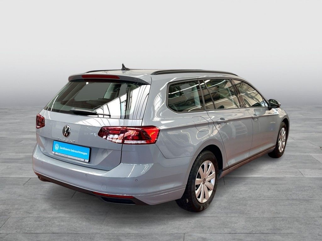 Volkswagen Passat Variant - Bild 7