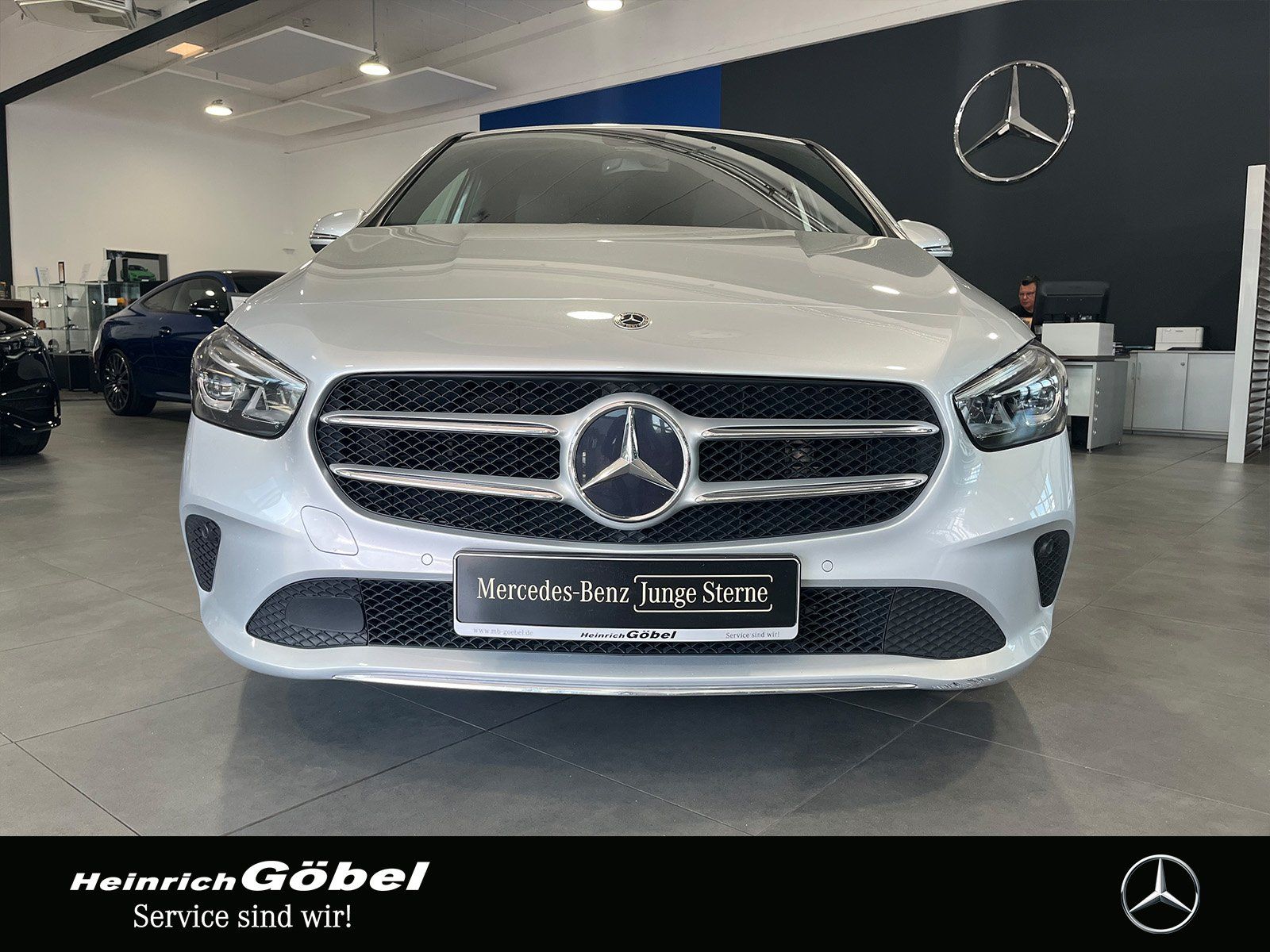 Fahrzeugabbildung Mercedes-Benz B 200 d PROGRESSIVE+LED+NAVI+KAMERA+CARPLAY