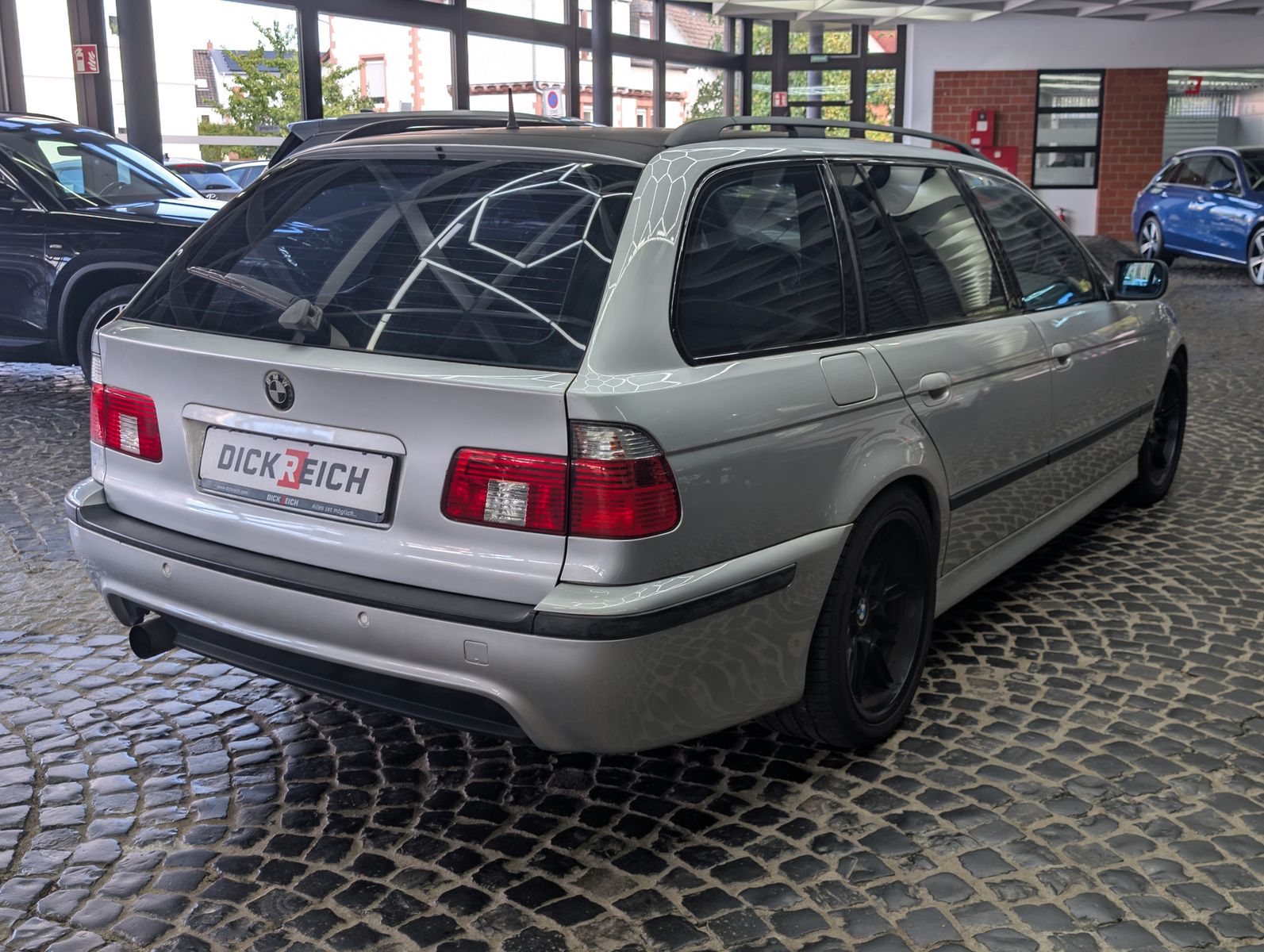 Fahrzeugabbildung BMW 530 i 3.0 Shadow M Sport LPG*MEMO*TEMP*SHZ*XENON