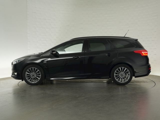 Focus TURNIER ST-LINE AT+BI-XENON+NAVI+WINTERPAK