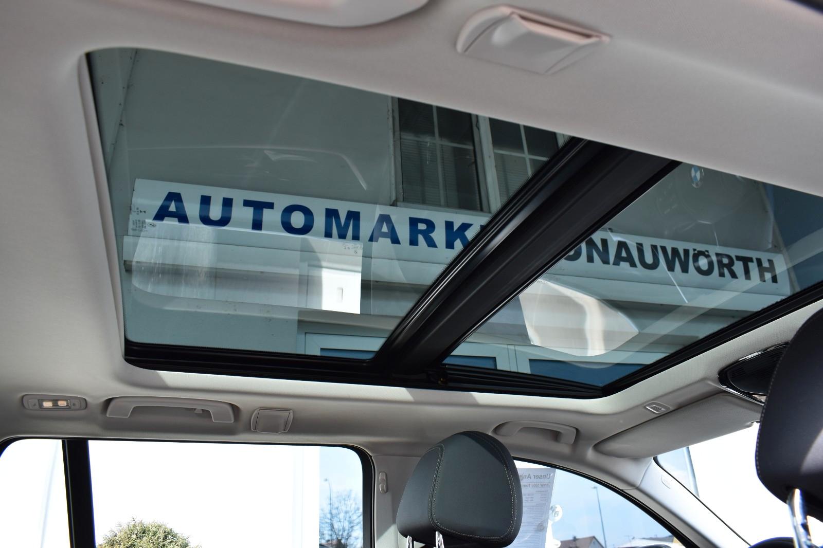 BMW 530d Touring Aut. PanoDach HUD Keyless Sitzhzg