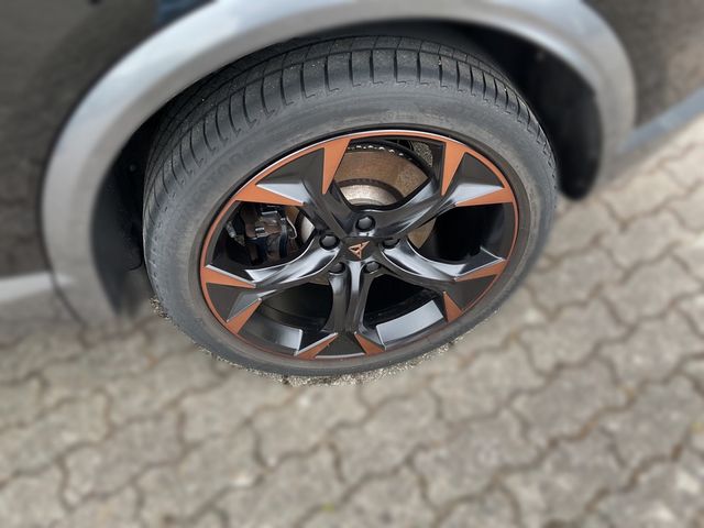 Formentor 2.0 TSI DSG VZ PDC KAMERA NAVI ACC LED