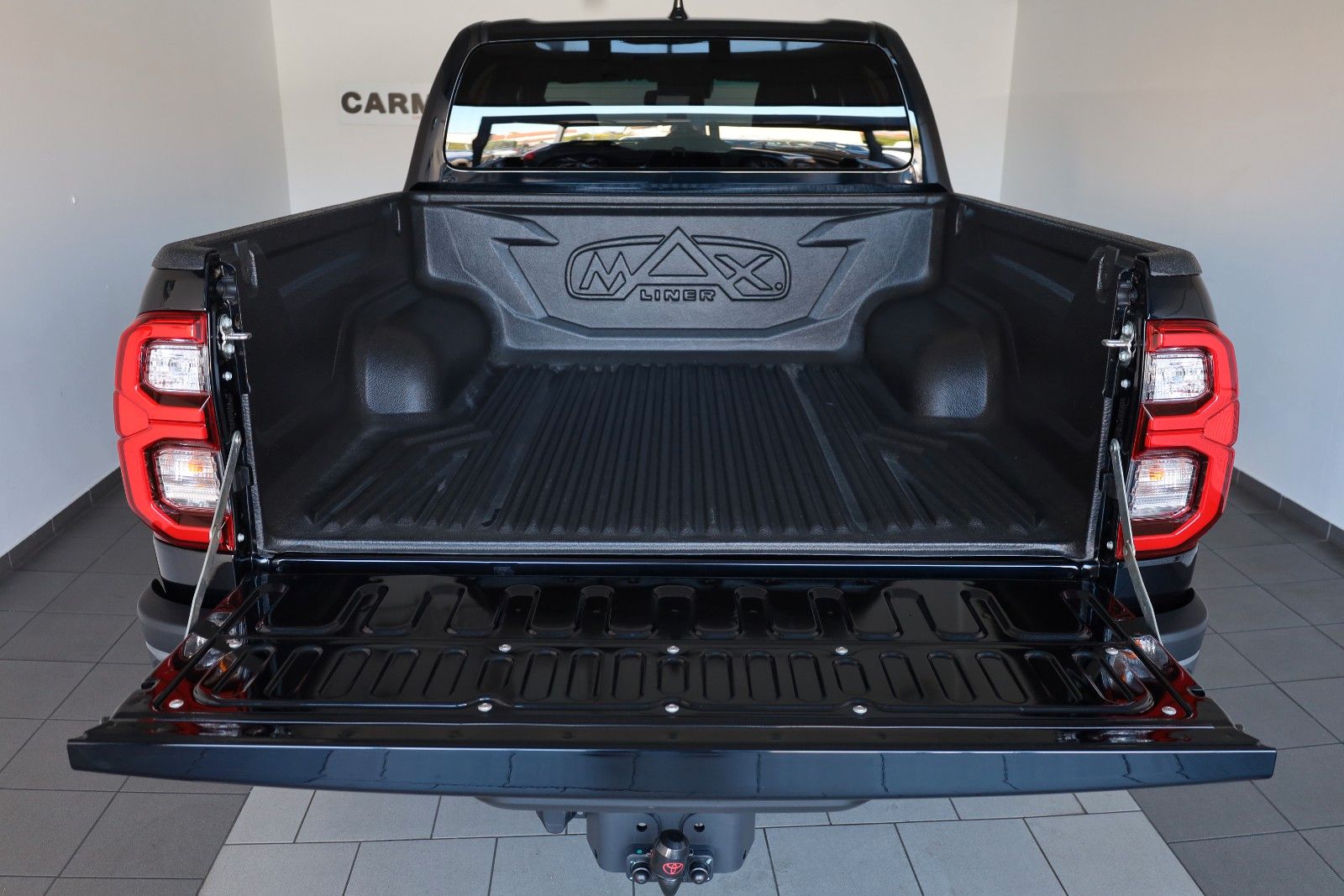 Fahrzeugabbildung Toyota Hilux Double Cab Invincible 4x4,Navi,Kamera,AHK