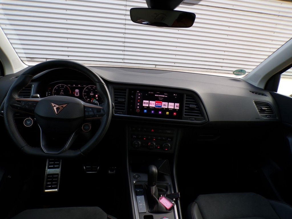 Fahrzeugabbildung CUPRA Ateca 1.5 TSI DSG *AHK*LED*Sound-Beats*AreaView*