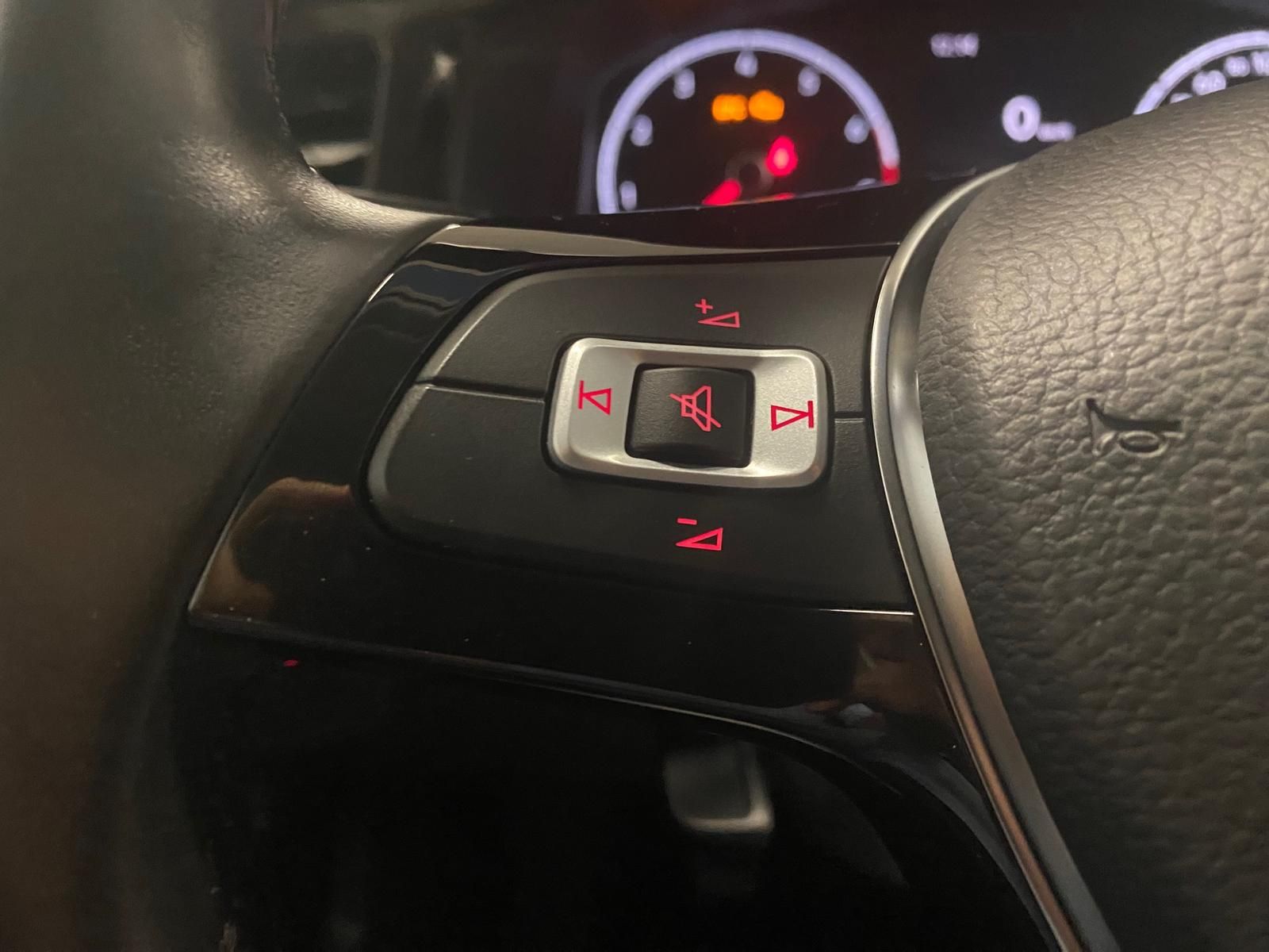 Fahrzeugabbildung Volkswagen Polo 1.0 TSI Comfortline APP+KLIMA+PDC+SITZHEIZ+