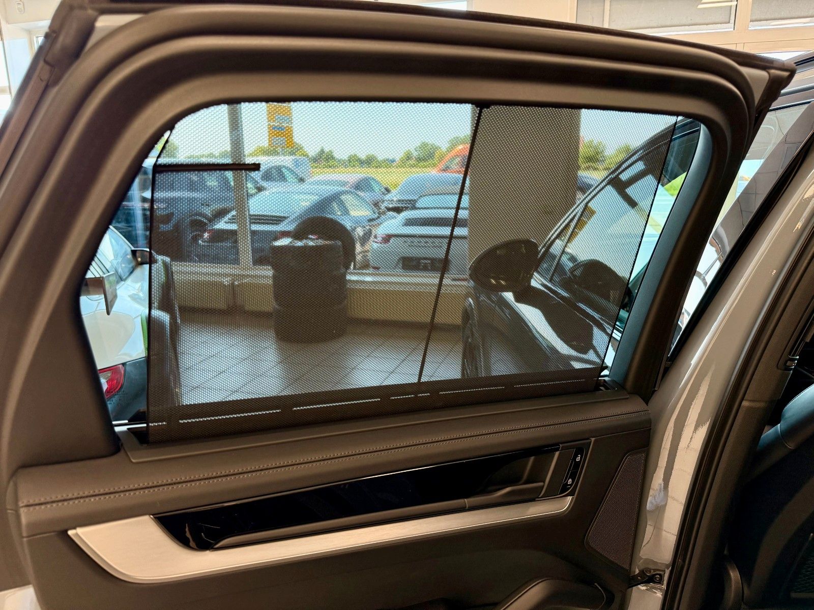 Fahrzeugabbildung Porsche Cayenne S E-Hybrid Panorama/AHK/Massage/HeadUP