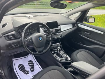 BMW 216 - 6