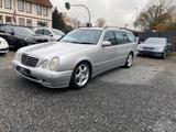 Mercedes-Benz E 320 CDI T AVANTGARDE AHK XENON COMAND BOSE SH - Mercedes-Benz E 320 aus 2001: Cdi