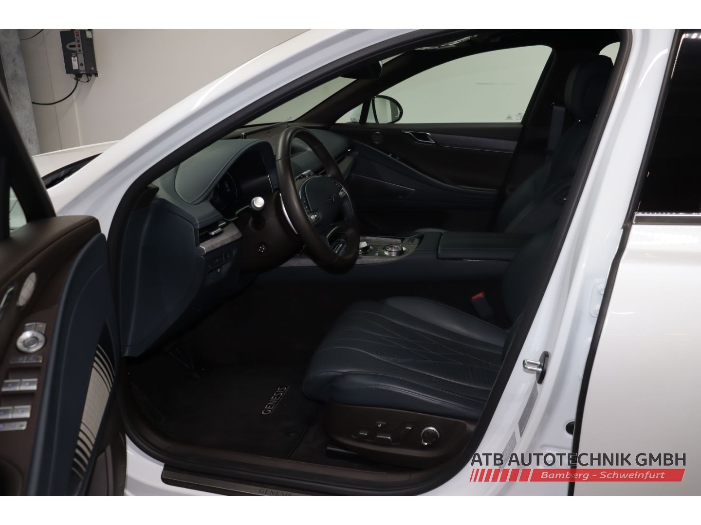 Fahrzeugabbildung Genesis G80 Electrified 4WD Luxury 87,2 kWh 98,1% SOH So