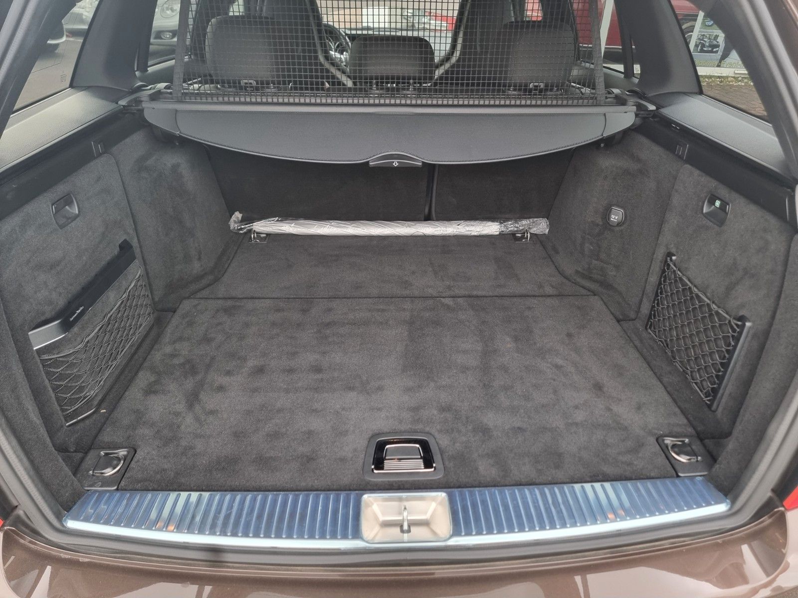 Fahrzeugabbildung Mercedes-Benz C 63 T AMG Designo/BRD/Erstlack/MB-Historie/1A