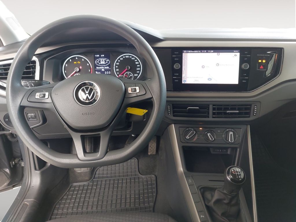 Fahrzeugabbildung Volkswagen Polo 1.0 Comfortline Navi PDC,Climatic,BSS