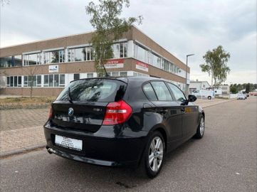 BMW 118 - 3