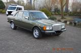 Mercedes-Benz Mercedes Benz 230E W123 (H Kennzeichen) - Mercedes-Benz 230 Limousine H kennzeichen mit Benzin-Antrieb