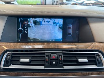 BMW 740 *Softclose*Memory*Spurwächsel*BI-XENON*