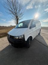 Volkswagen VW T5 Transporter nur 44.700 km  Top-Zust... - VW T5 Gebrauchtwagen in Mönchengladbach