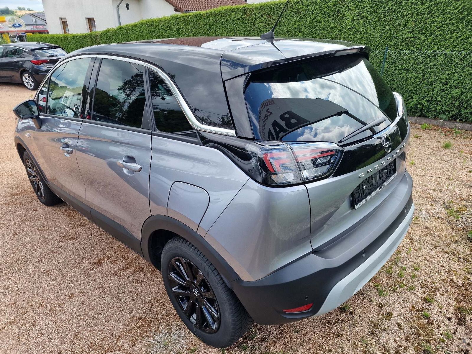 Fahrzeugabbildung Opel Crossland Elegance, Navi, Kamera,Sitzheizung