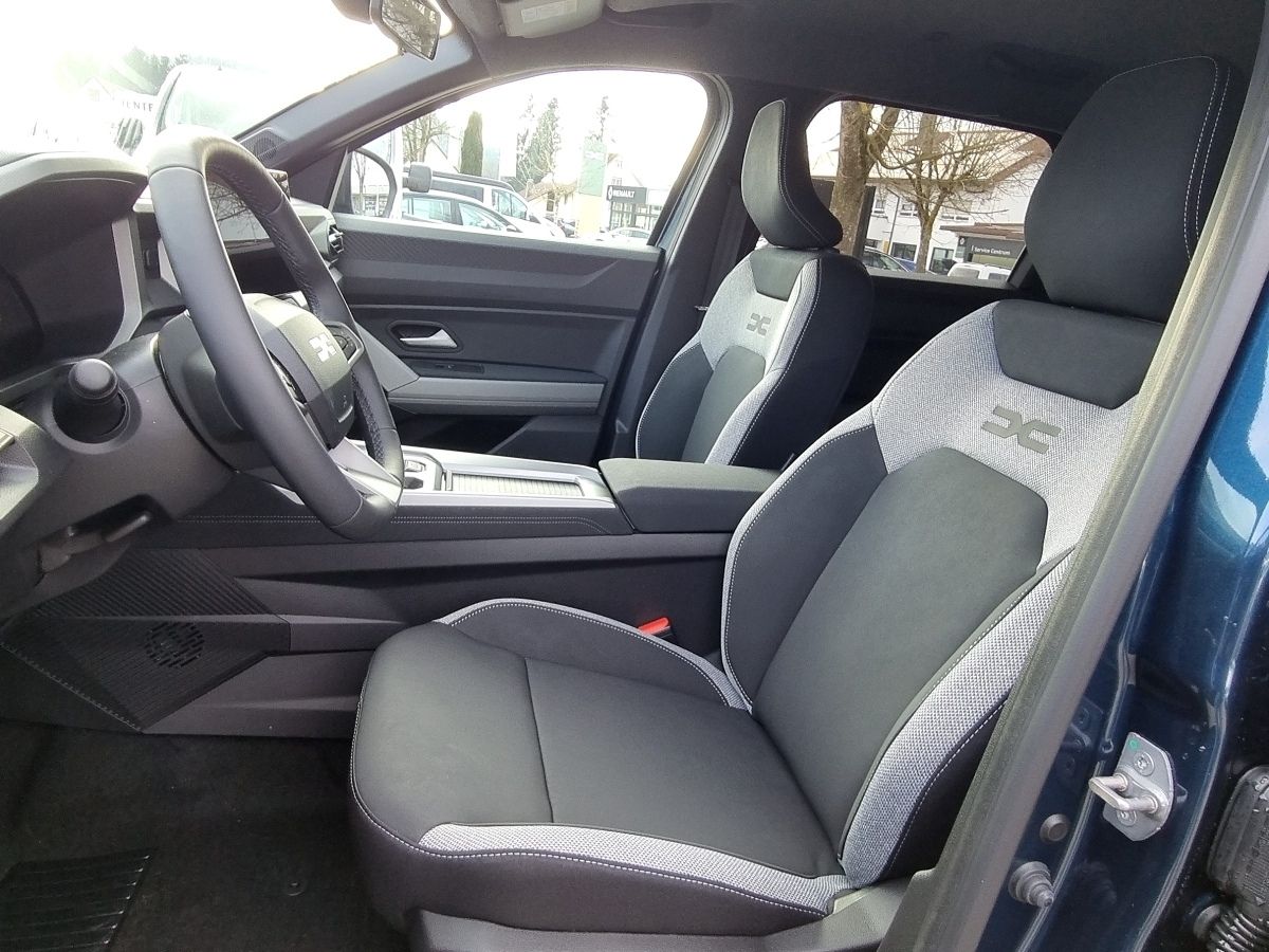 Fahrzeugabbildung Dacia Bigster Journey HYBRID 155