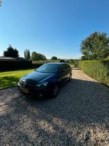 Volkswagen Golf 1.6 TDI DSG Exclusive Variant 