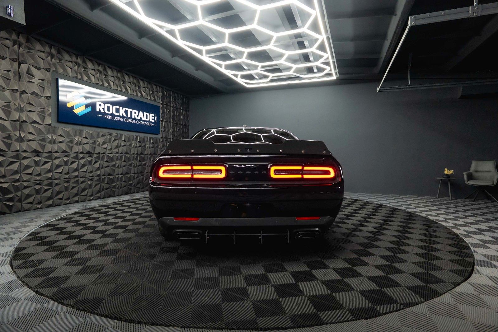 Fahrzeugabbildung Dodge Challenger 5.7 V8 R/T SRT WIDE BODY *LED*19%*