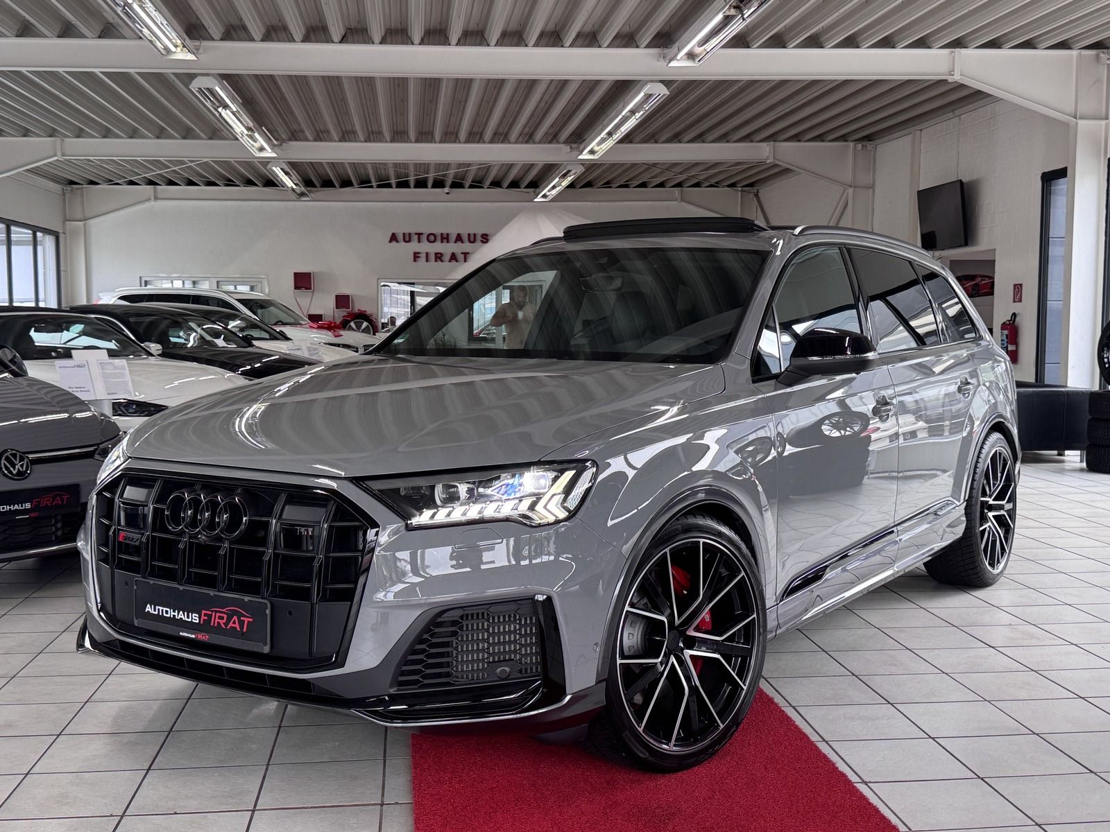 AUDI SQ7 4.0 competition plus quattro TFSI 7- Sitzer+