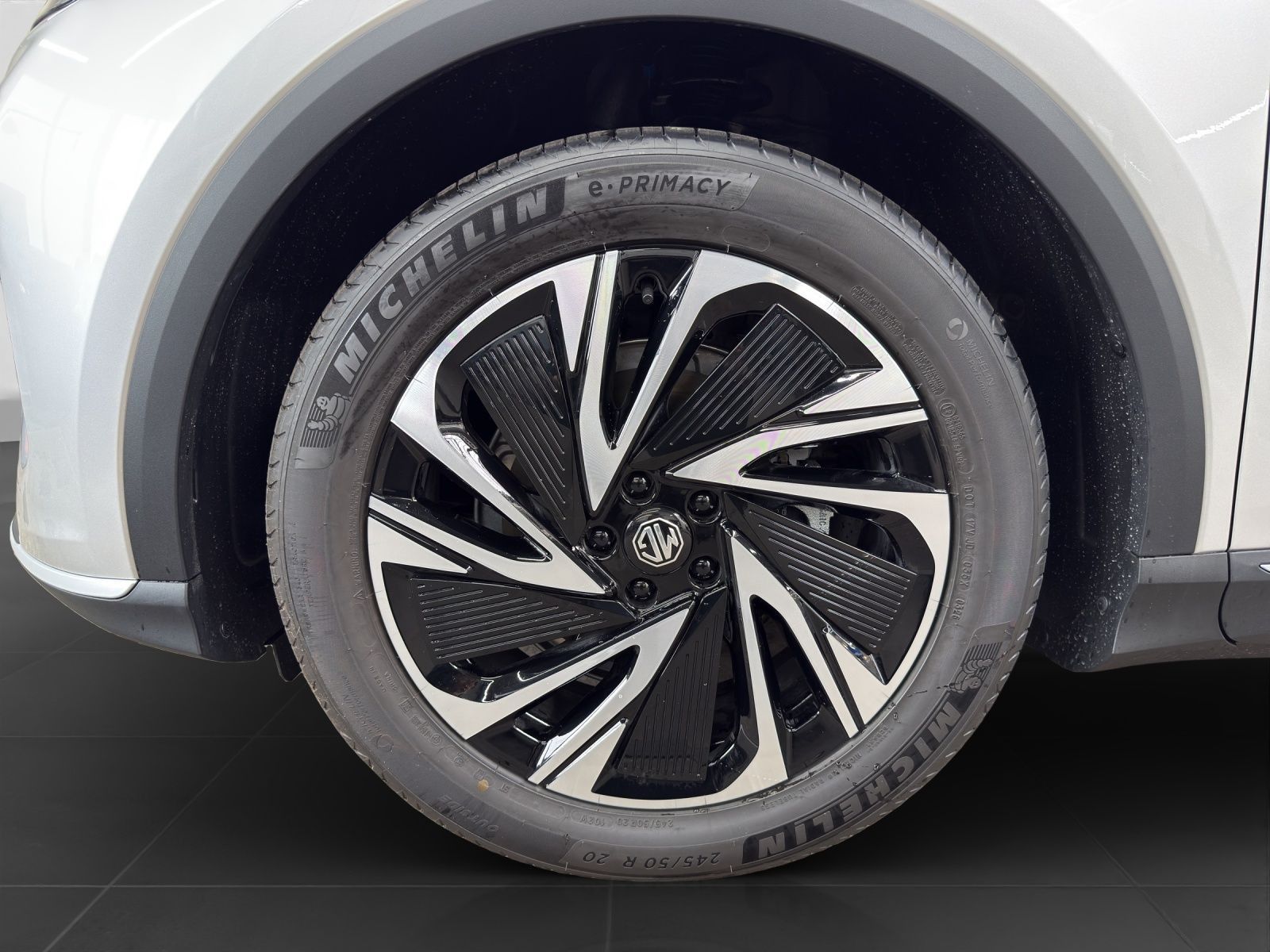 MG S6 EV