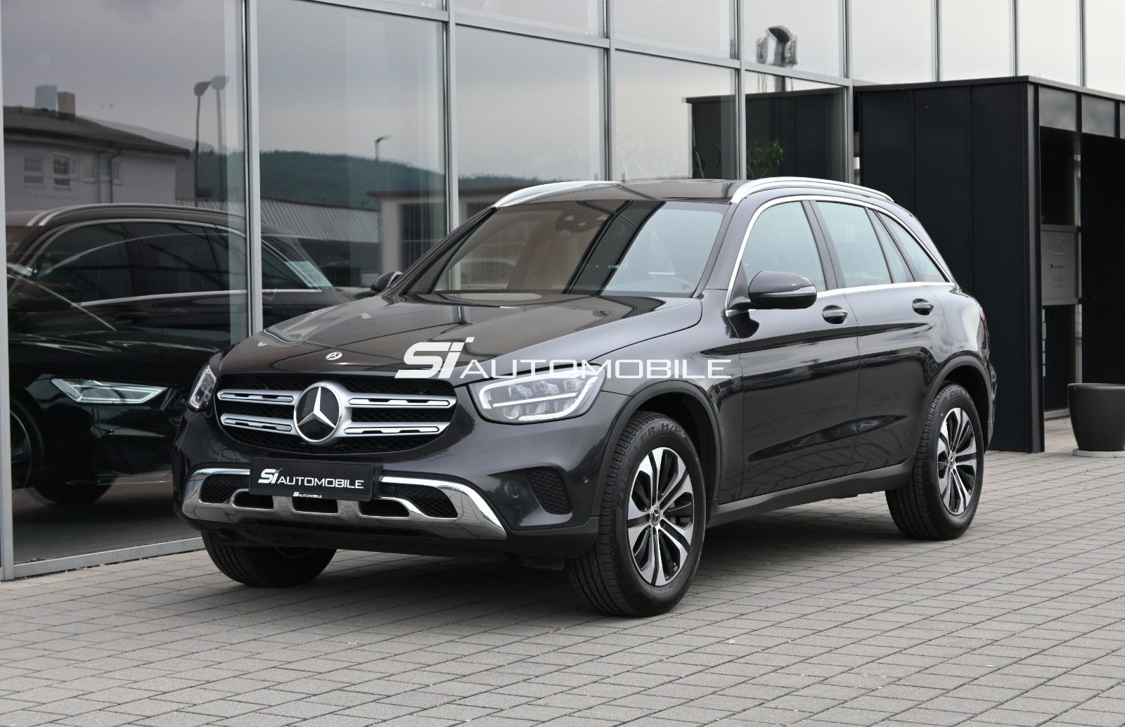 Fahrzeugabbildung Mercedes-Benz GLC 400 d 4MAT. AMG LINE Int. °ACC°AHK°AIRMATIC°