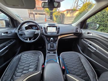 Ford Kuga - 8