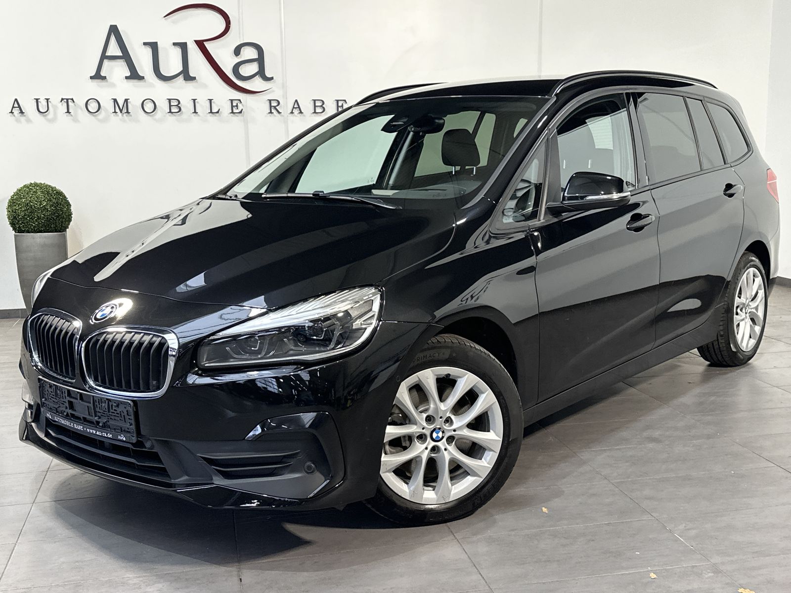 Fahrzeugabbildung BMW 218d Gran Tourer Advantage Aut. NAV+LED+AHK+KAM