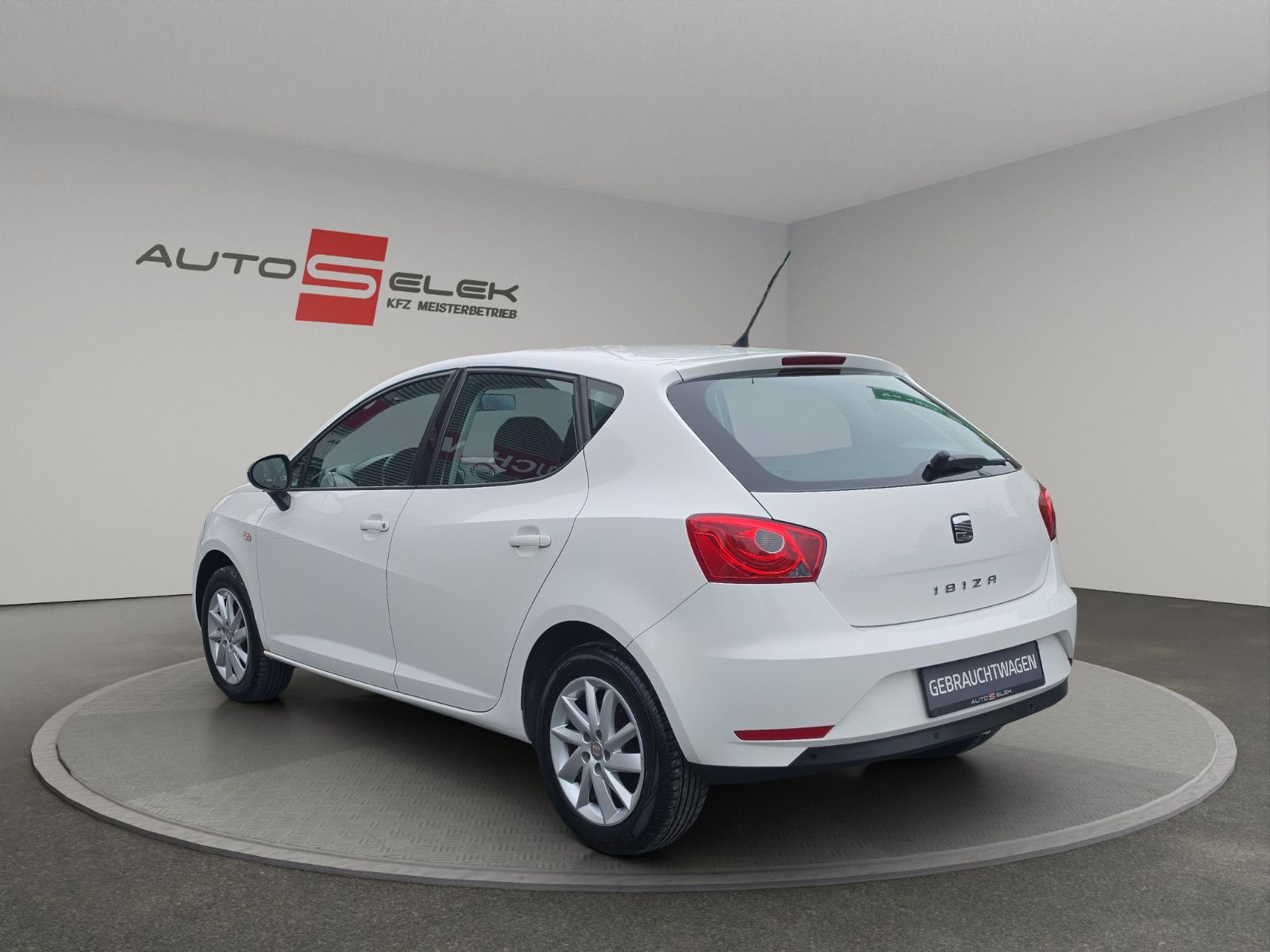 Fahrzeugabbildung SEAT Ibiza Lim. Style Viva TÜV SERVICE NEU